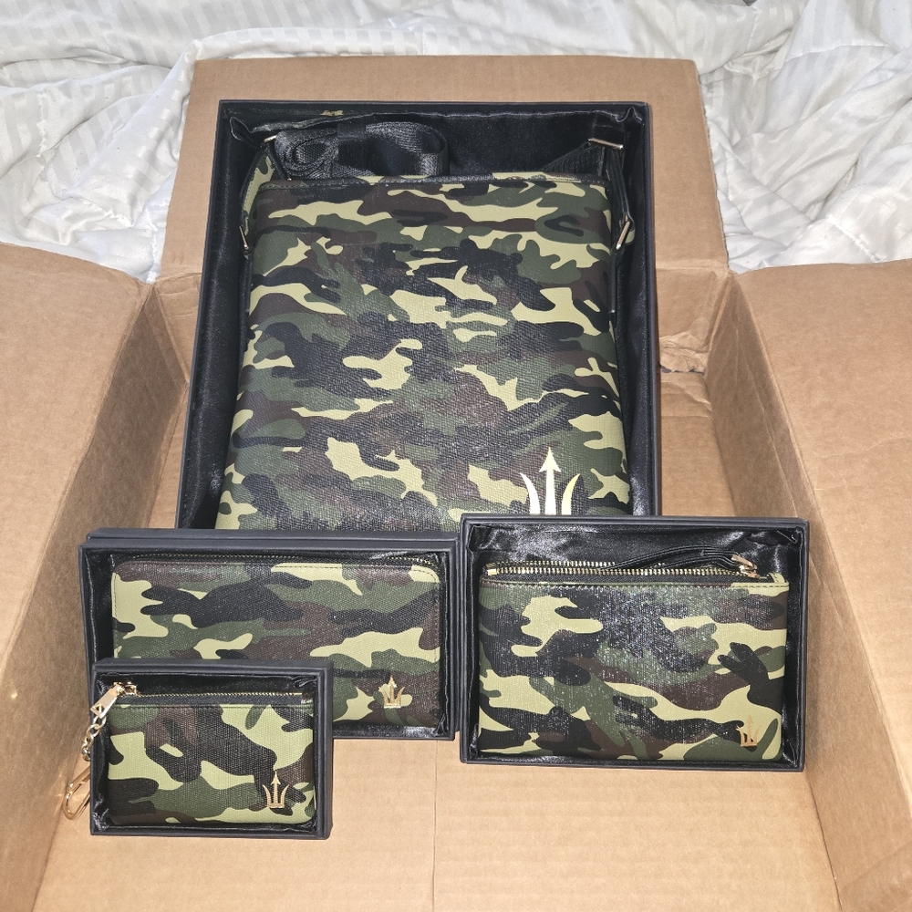 Camo crossbody set,  4pcs